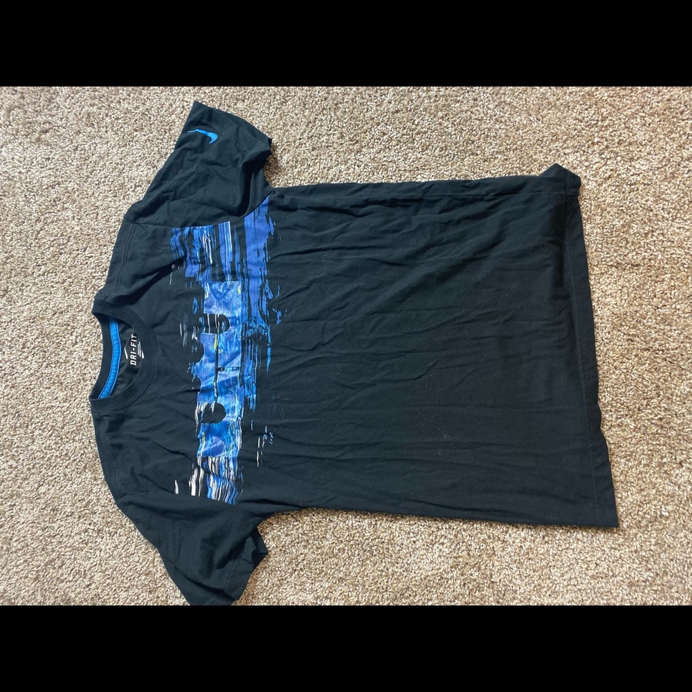Lebron t shirt